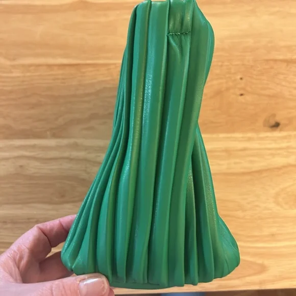 3AM Forever Green Clutch-Crossbody Purse NEW - Picture 4 of 7